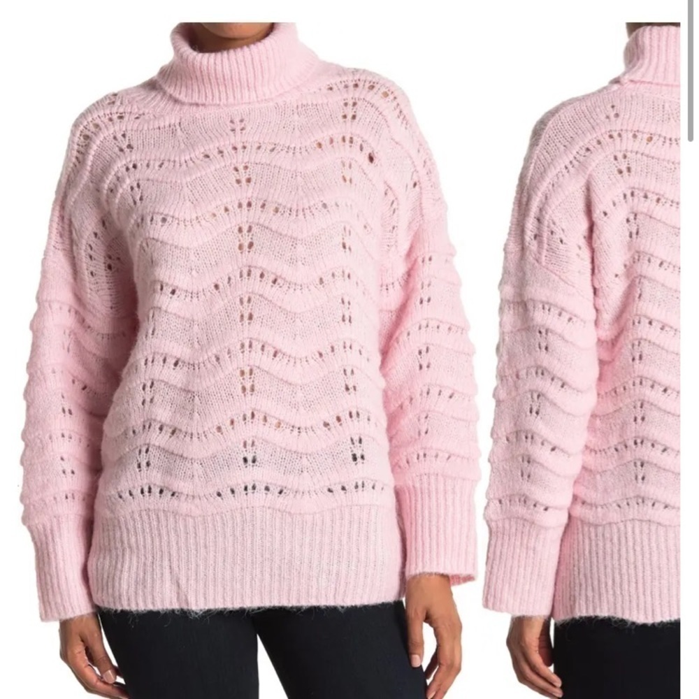 NWOT Frnch cable knit turtleneck